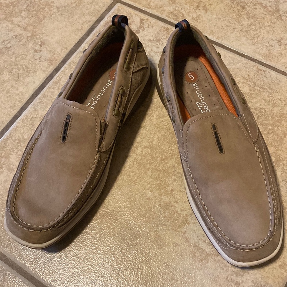 Clarks Unstructured casual slip on shoes size 9M